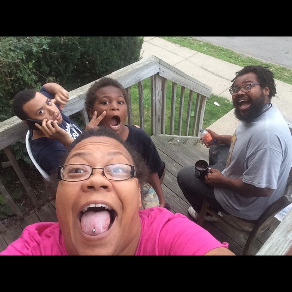 Meet your Posher, Noneya - Picture 3 of 6